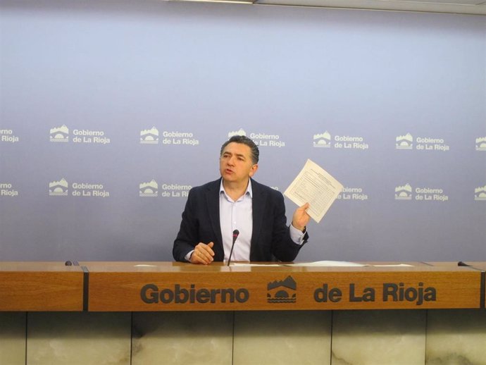 El consejero de Fomento Carlos Cuevas analiza PGE