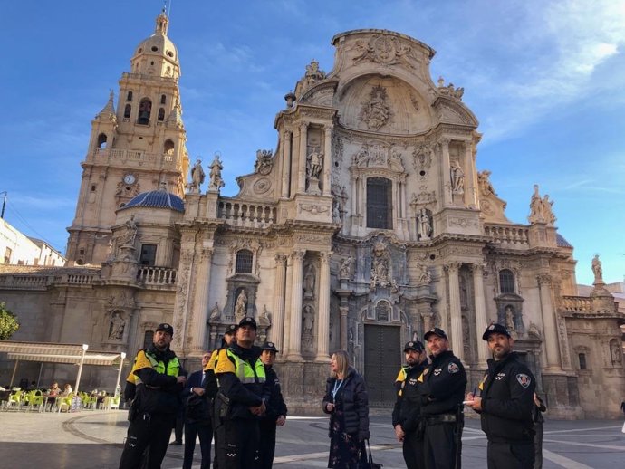 Agentes de Policía Turística