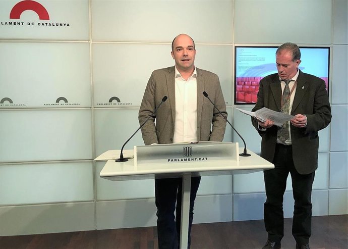 Dputado del PSC Raúl Moreno, alcalde de Sant Adri de Bess Joan Callau