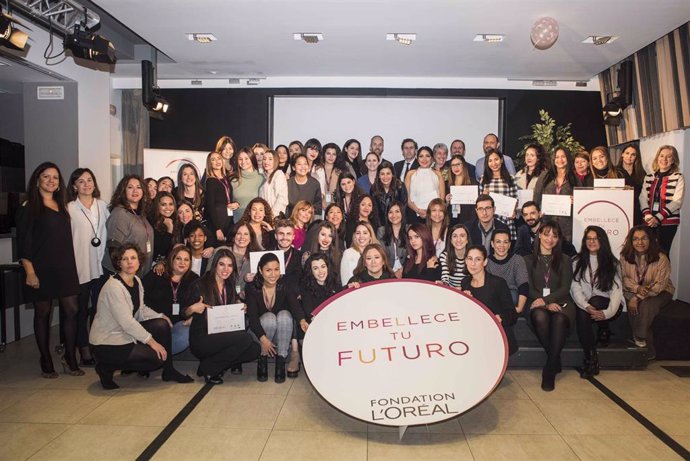 El programa 'Embellece tu Futuro' de L'Oréal España cumple su tercera edición