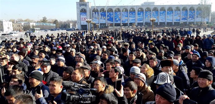 Protesta contra China en Bishkek