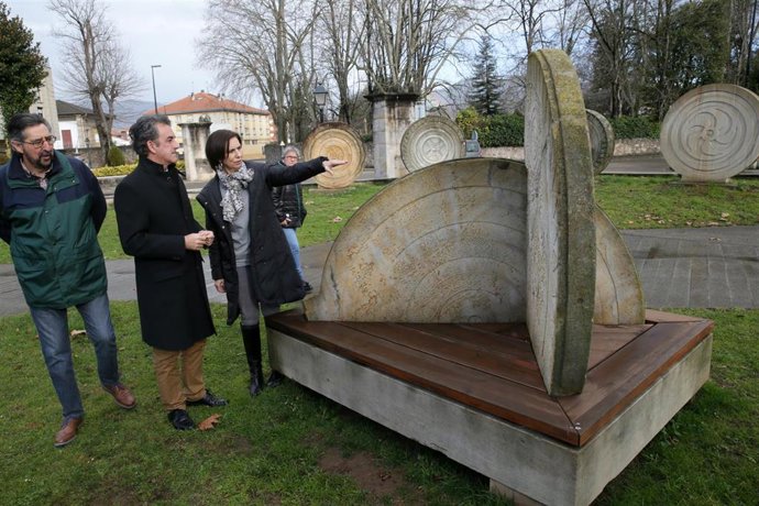 11:30 Ayuntamiento De Los Corrales De Buelna   El Consejero De Innovación, Indus