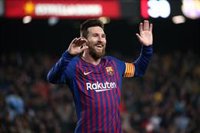 El Barça golea y el Levante se encomienda al 'caso Chumi'