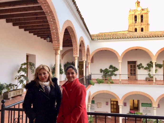 Rosa Monreal y Marisol Lozano en la presentación de eventos de Zafra en Fitur