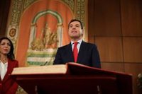 Moreno promete "beligerancia activa" desde Andalucía "frente a quienes quieren romper España"