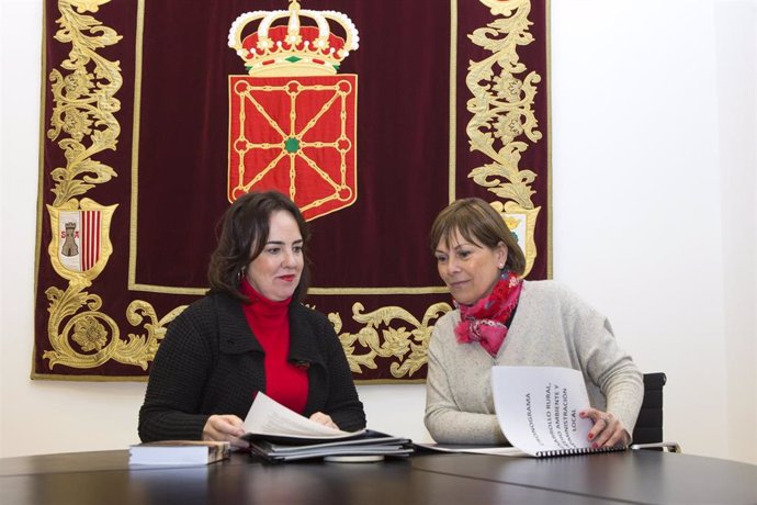 Ainhoa Aznárez y Uxue Barkos.