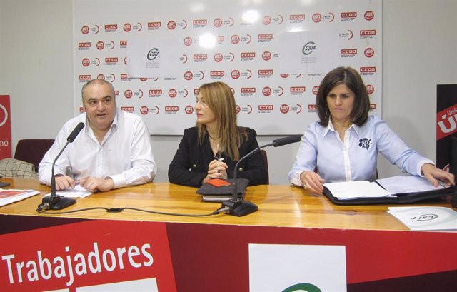 De izquierda a derecha Pérez Urueña, Arribas y Fernández