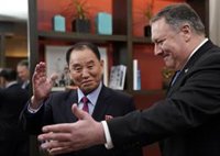 Pompeo y el emisario norcoreano mantienen una "buena conversación" sobre la desnuclearización