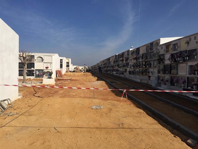 [Sevilla] Np Iniciada La Segunda Fase De Las Obras De Mejora En El Cementerio Po