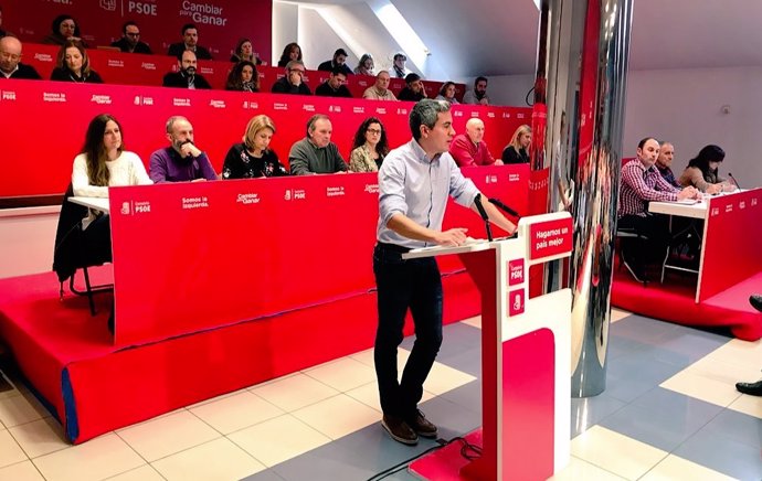 Zuloaga interviene ante el Comité Regional del PSOE