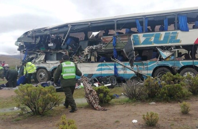 Autobús siniestrado en Bolivia