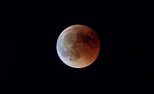 Eclipse lunar en Madrid del 27 de julio de 2018