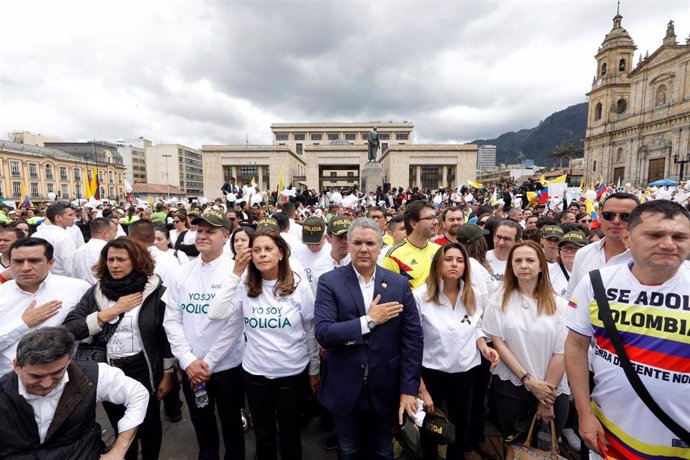 Manifestación tras un atentado del ELN en Bogotá