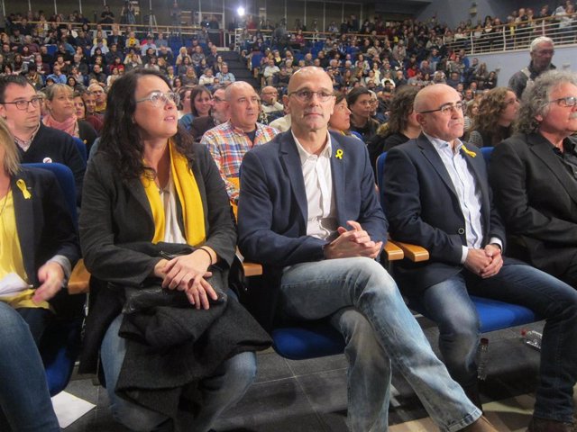 D.Riba, R.Romeva y .Peris