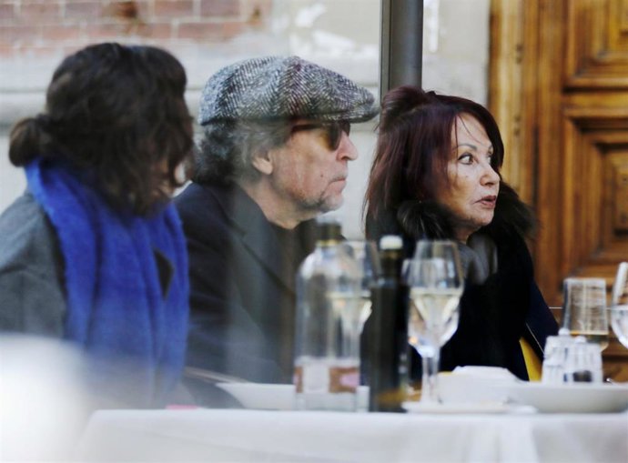Joaquín Sabina y Jimena Coronado