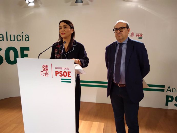 Olga Manzano y José María Corpas, en rueda de prensa