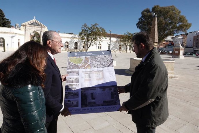 Francisco de la Torre visita la plaza del Patrocinio