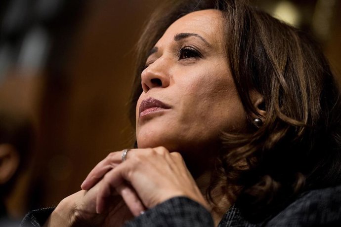 La senadora y precandidata presidencial demócrata Kamala Harris