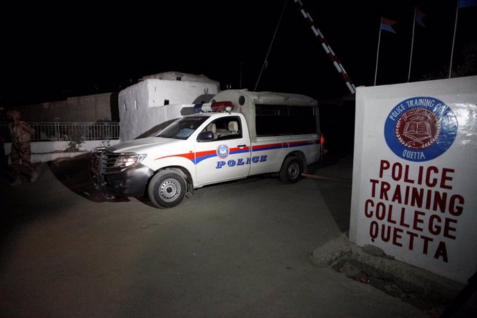 Centro de formación de la Policía en Quetta atacado por Estado Islámico