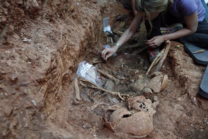 Exhumación fosa común - Memoria Histórica