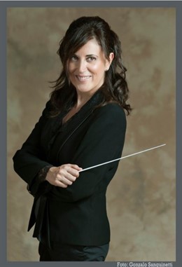 Directora Helena Bayo