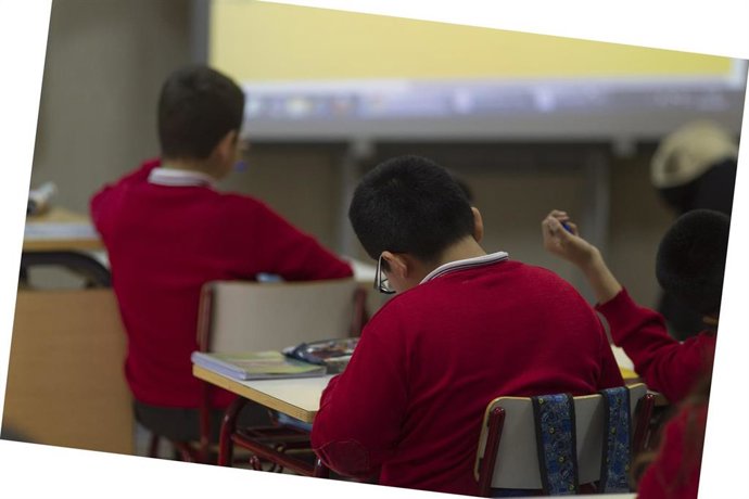 Niños en el colegio