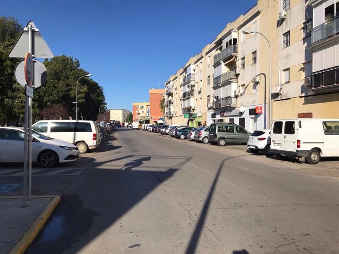 Panorámica general de la avenida Salud Gutiérrez en Alcalá de Guadaíra