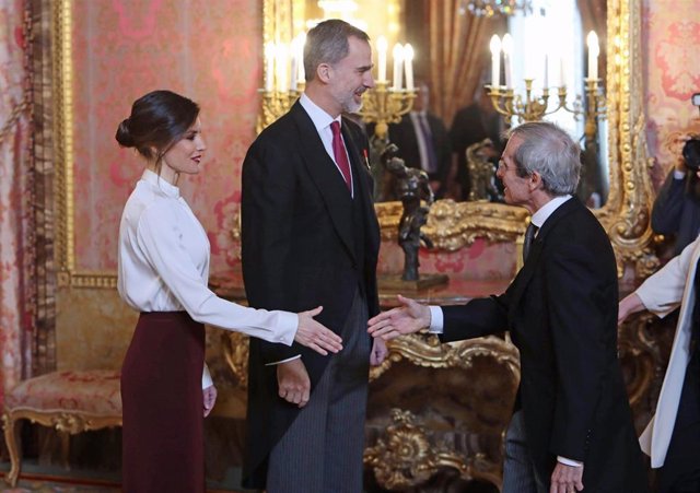 Reina Letizia y Felipe reciben al cuerpo diplomatico