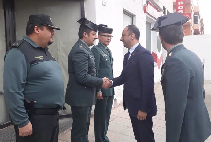 Gómez de Celis a su llegada al nuevo cuartel de Vícar