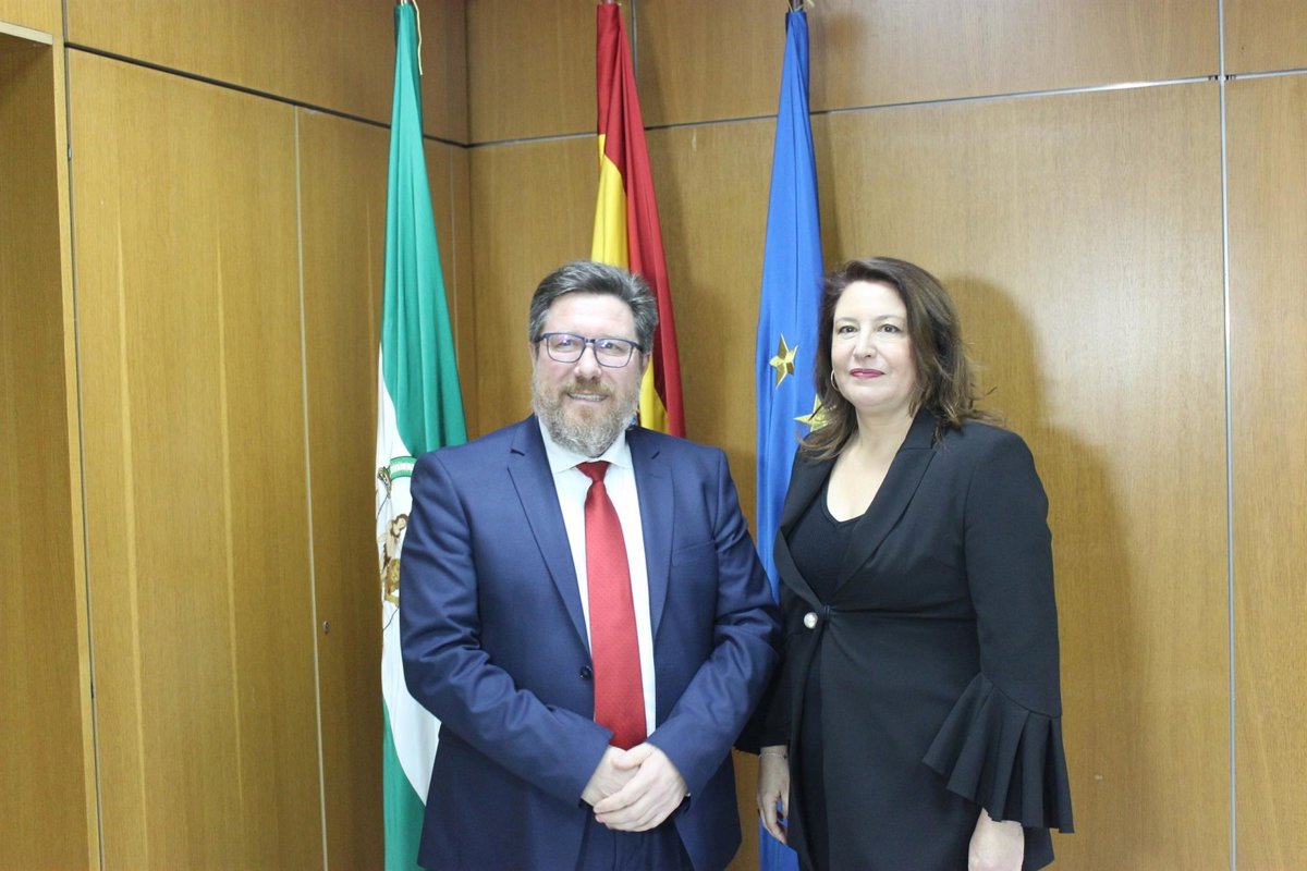 Crespo trabajará "con ahínco por las agriculturas" en Andalucía y ve