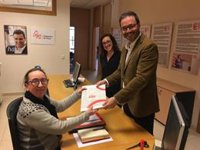 El socialista Jose Hila presenta los avales para su candidatura a la alcaldía de Palma