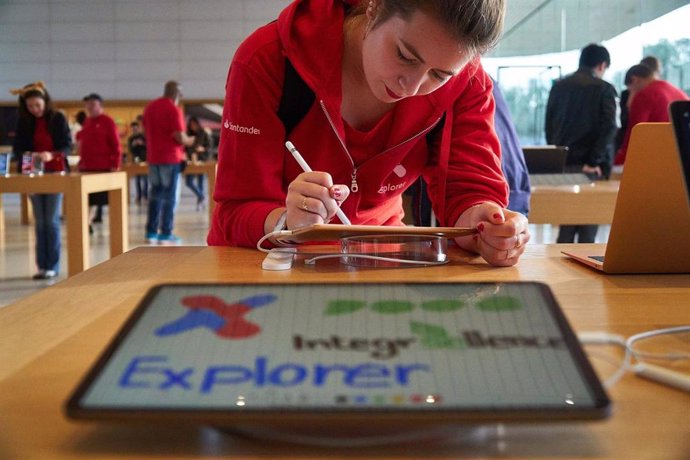 El programa 'Explorer' de Santander Universidades