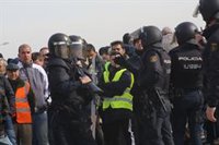 Agredit un policia als voltants d'Ifema quan mirava d'intervenir entre dos taxistes