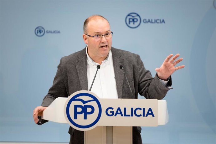 El secretario general del PPdeG, Miguel Tellado, en rueda de prensa