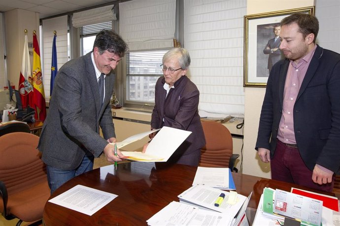 Fernández Mañanes y Matilde Fernández firman el acuerdo