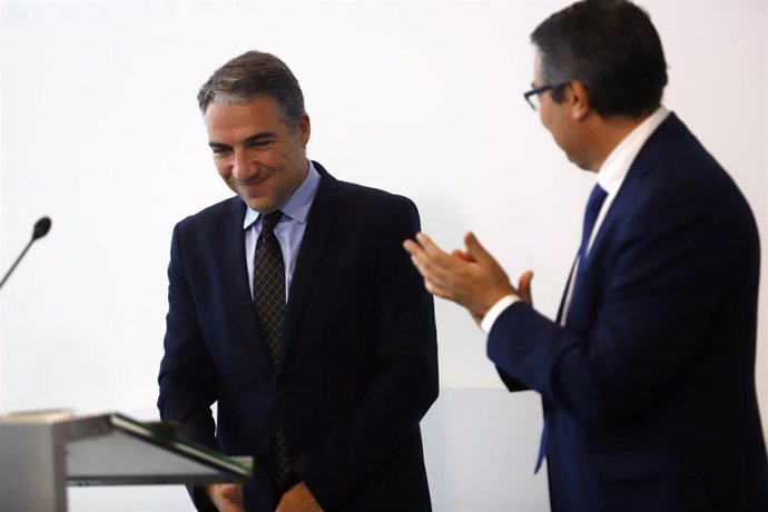 Salado presidente Diputación Málaga aplaude al expresidente y consejero Bendodo