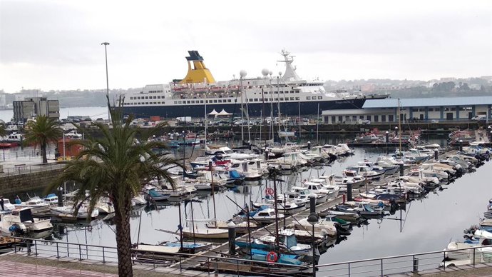 Llegada de cruceros a Ferrol