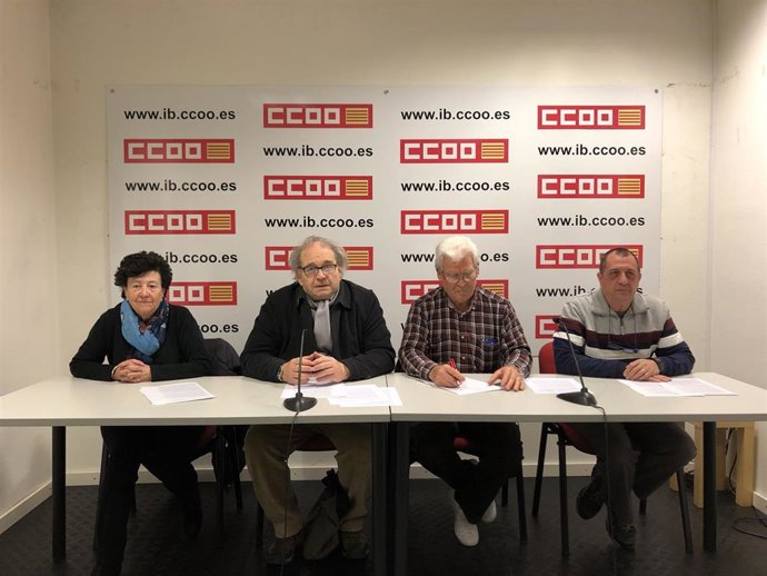 La plataforma de Asociaciones de Jubilados de Mallorca en rueda de prensa