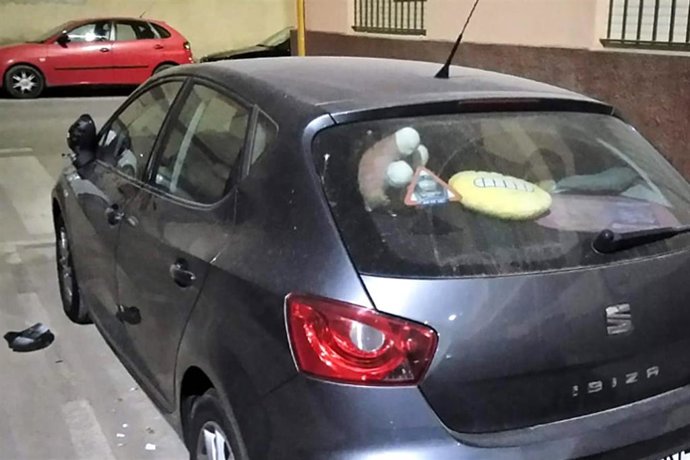 Uno de los coches dañados en Paiporta