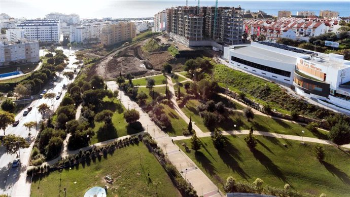 Estepona y obra del tobogán urbano