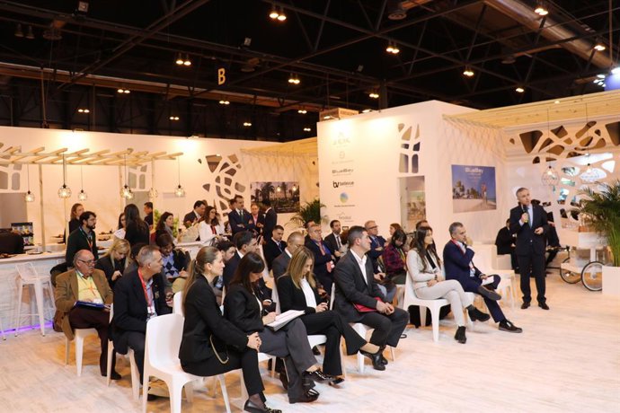 Presentación de BlueBay en Fitur