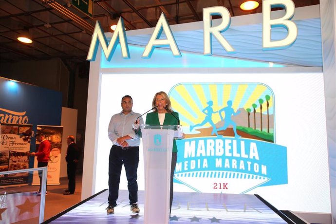 La alcaldesa de Marbella en Fitur