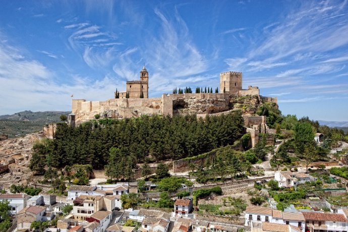 Vista de Alcalá la Real y de su Fortaleza de La Mota