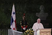 El Papa llama a las autoridades públicas a "vivir con austeridad" y crear una "cultura de transparencia"