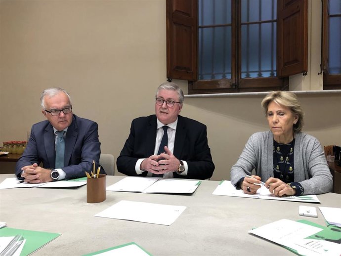 (De Izda.A Drcha.) José Alberto Marín, Joan Carles Ollé Y Anna Llanza