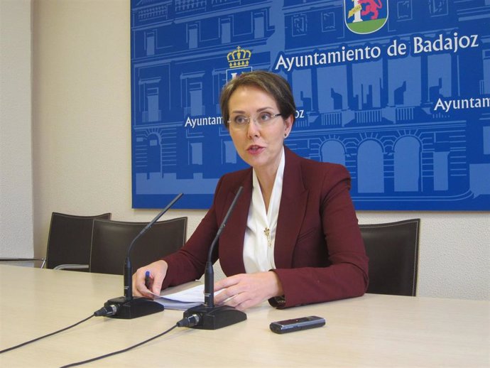 María José Solana en rueda de prensa