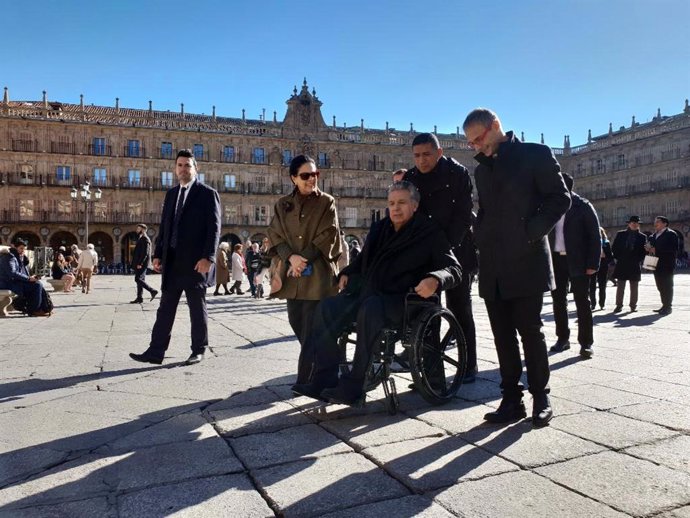 Lenin Moreno en su visita a la Plaza Mayor de Salamanca.