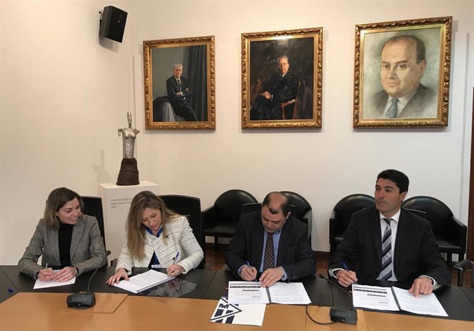 Mari Carmen Iglesias, Sonia Velilla, Cosme Bonet y Toni Sbert