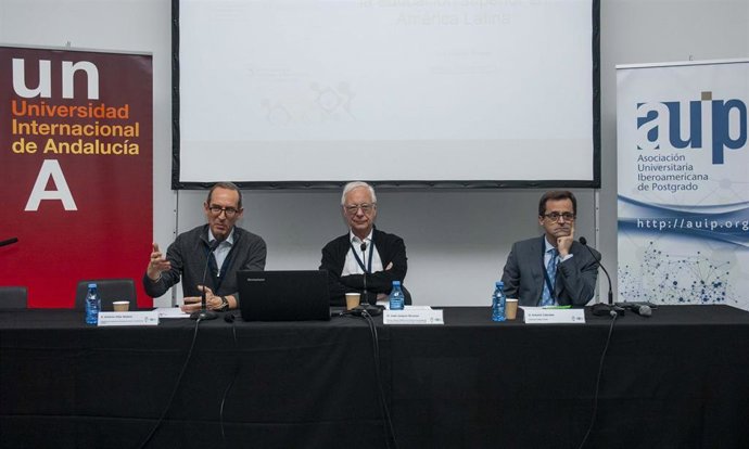 Clausura de jornadas UNIA