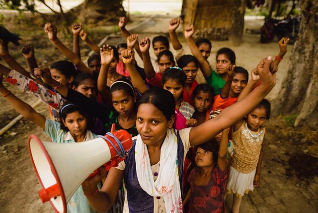 Una joven activista contra el matrimonio infantil en India